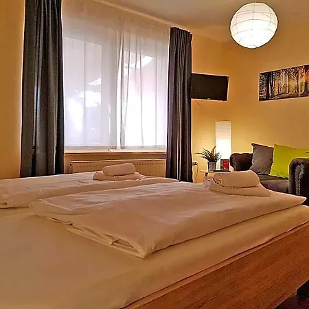 Hotell Thueringer Edelhof Uhlstädt