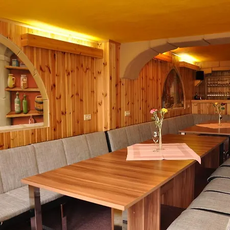 Hotel Edelhof 3*